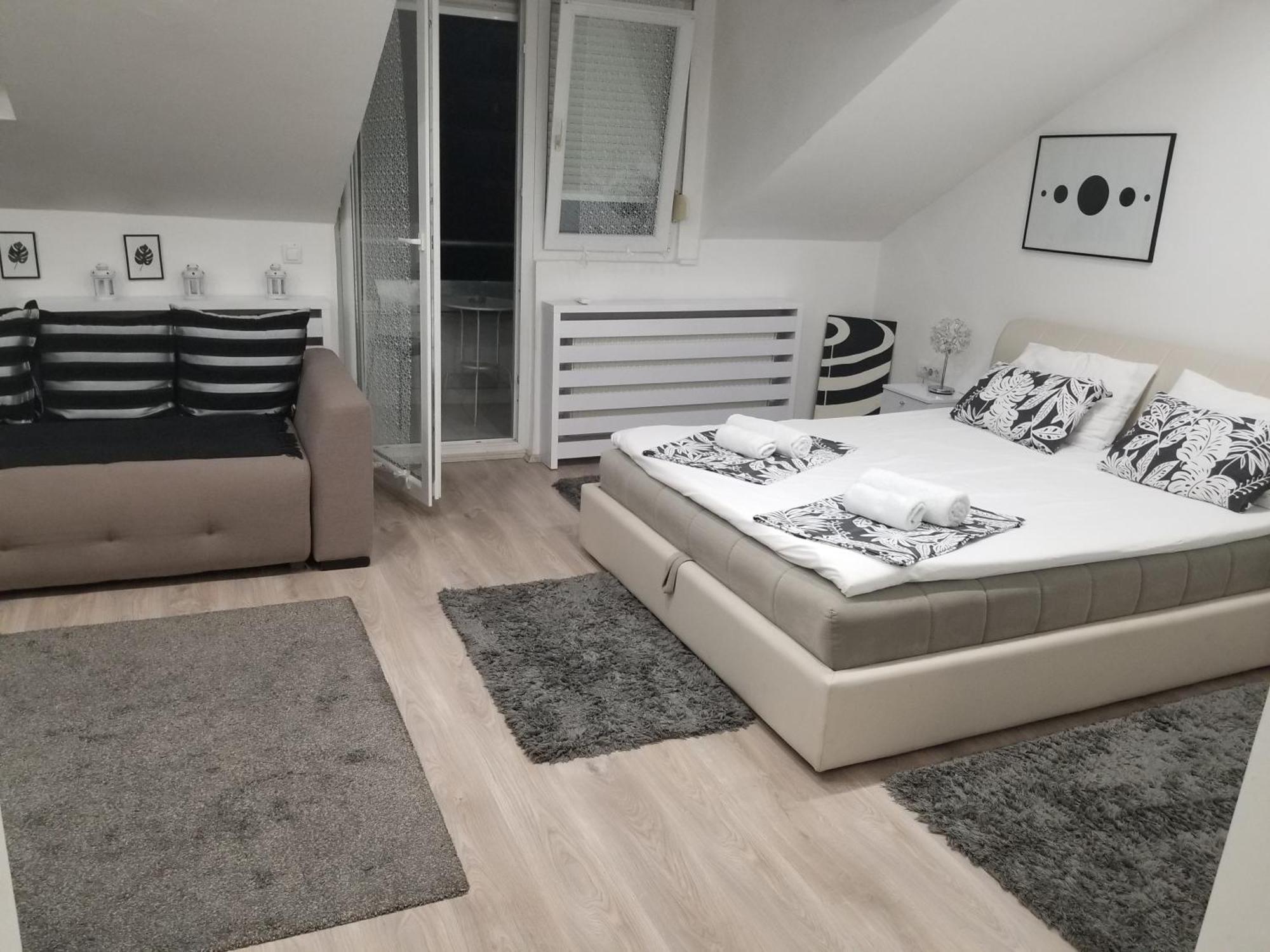 Stan Na Dan Angel Apartment Novi Sad Room photo